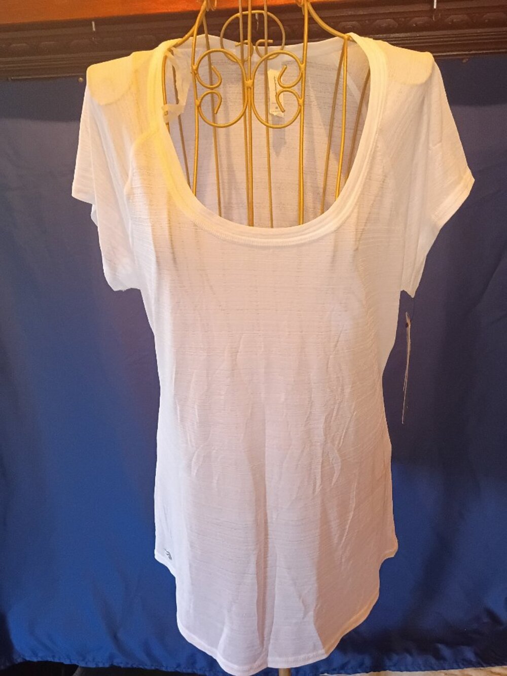 NWT Ideology top. Medium